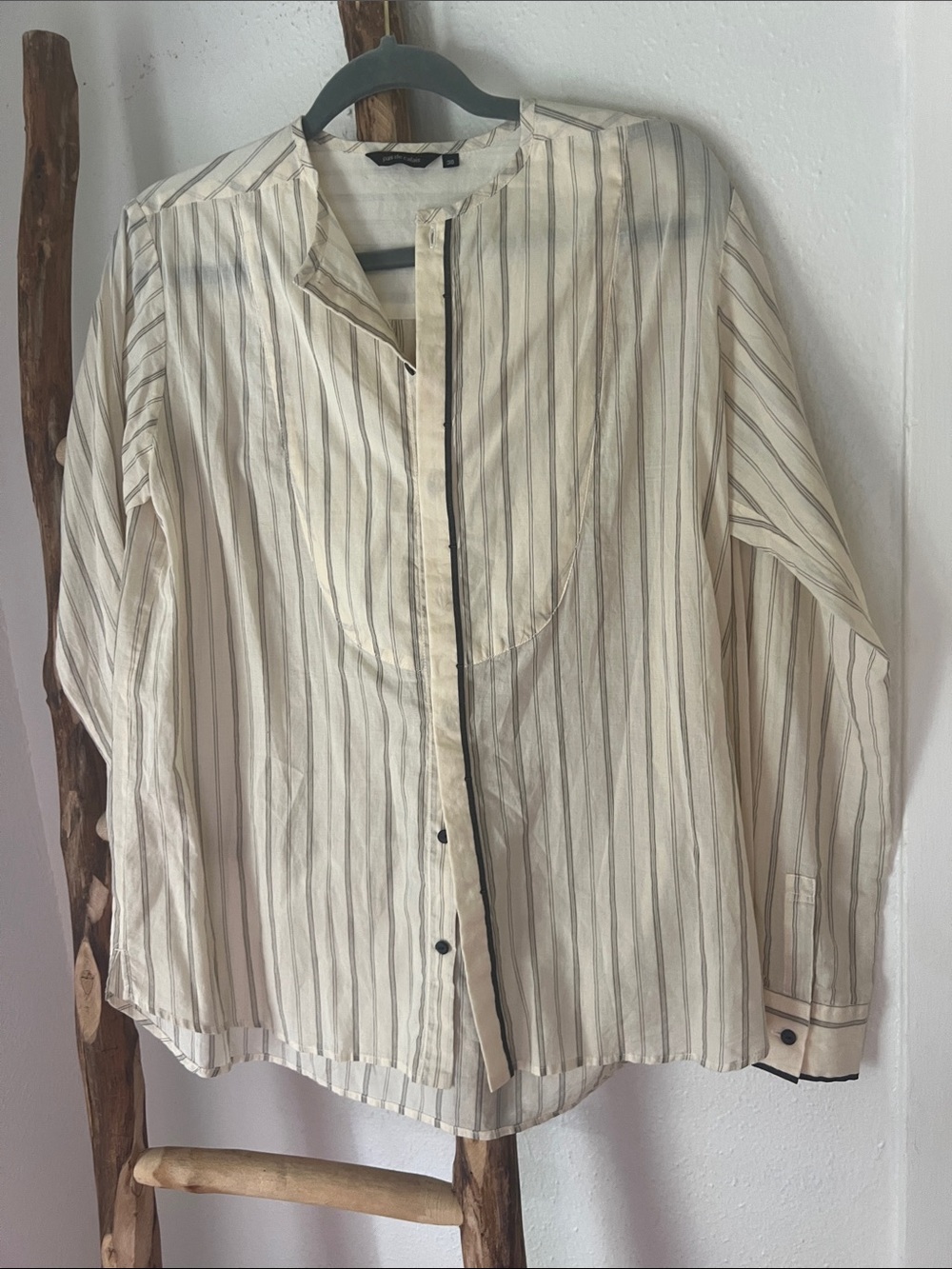 Pas de Calais modern minimalist Cream & Black Pin Striped Button-Down Shirt 36 M